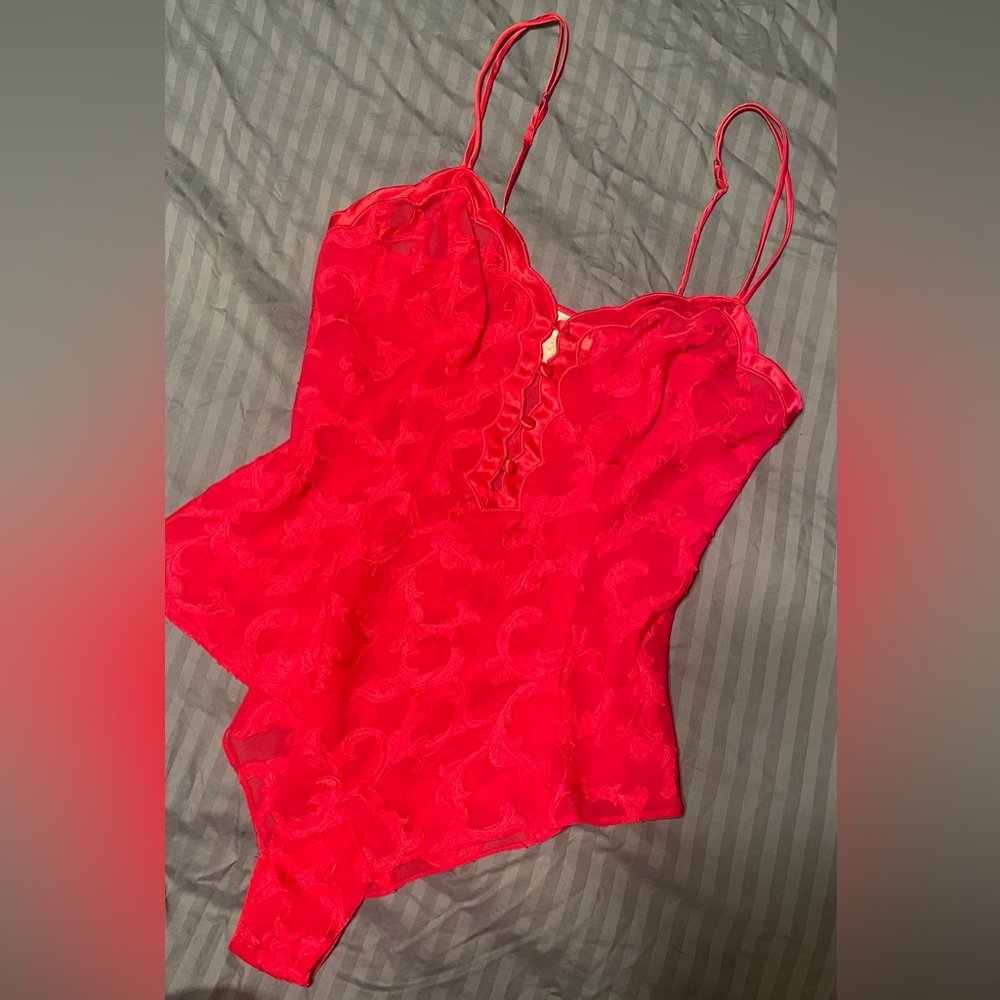 Victoria’s Secret sheer 90s gold label red lace baroque bodysuit buttons snap